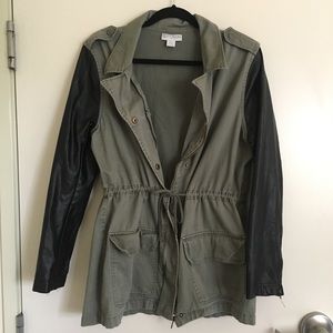 Cargo jacket with faux leather sleeves